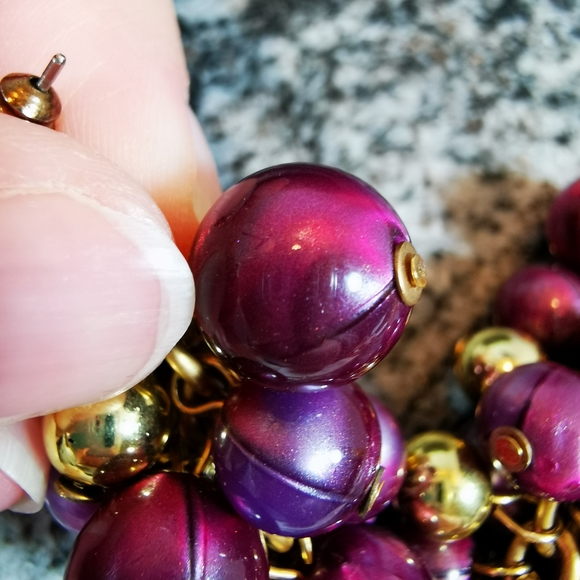 Vintage Purple and Gold Tone Grape Cluster Pierced Earrings - Picture 11 of 14